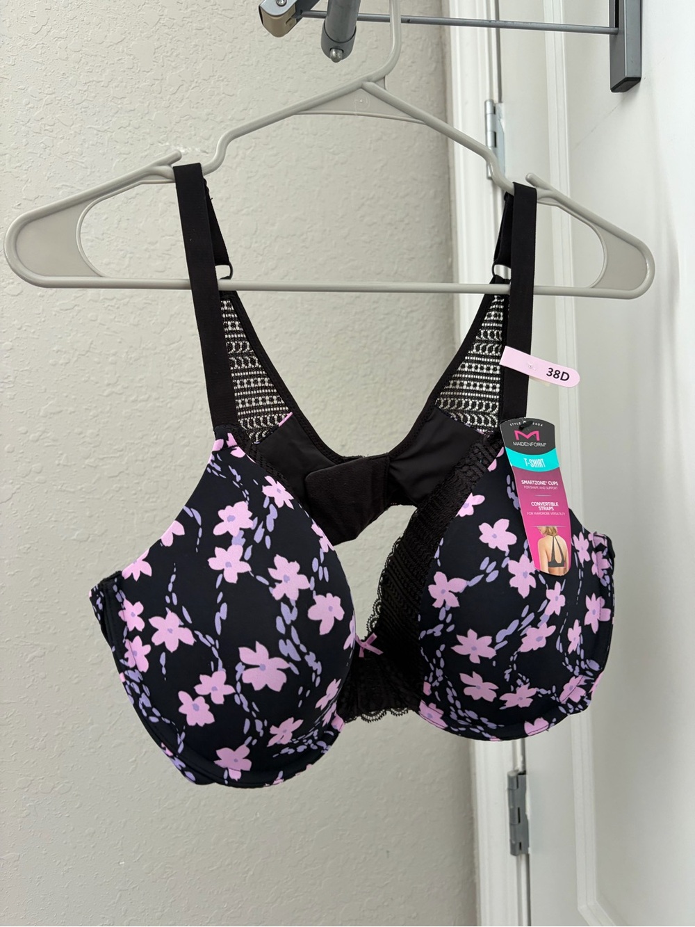 Floral Underwire T-Shirt Bra in Black & Pink